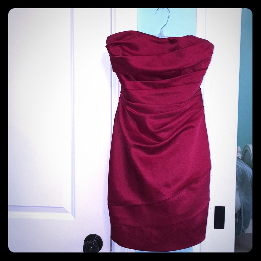 David's Bridal Strapless formal dress